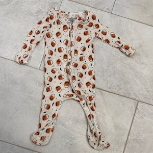 Caden Lane Pumpkin Patterned Kids Footie